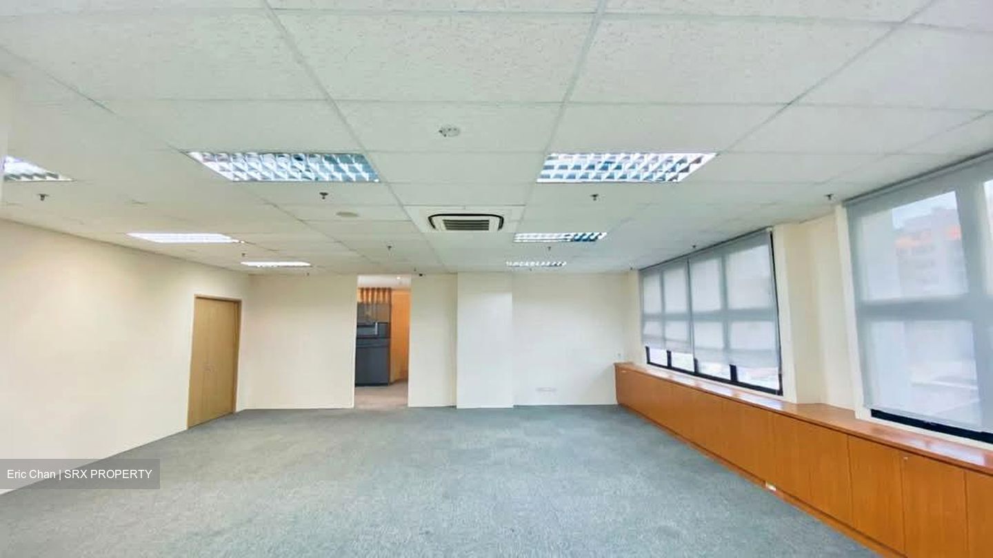 Tai Seng MRT (D19), Warehouse #573469861